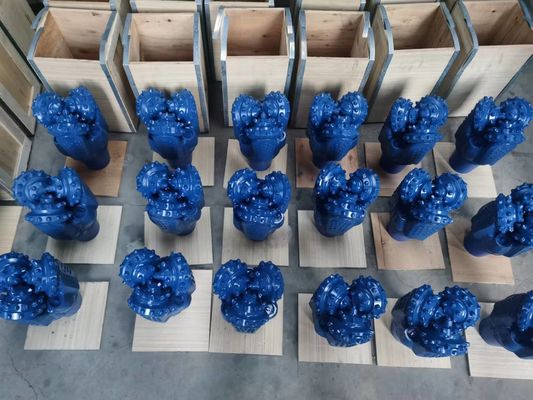 7.5 اینچ 71/2 اینچ Tci Tricone Bit IADC 537 نوع بلبرینگ لاستیکی مهر و موم شده