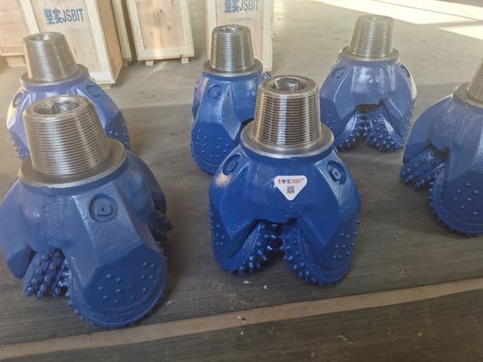 عرضه مستقیم کارخانه 17 1/2 اینچ IAADC537 Tricone Roller Cone Bit