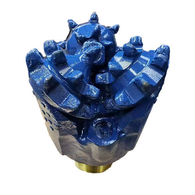 241mm IADC217 Caly دندان Tricone بیت برای حفاری چاه آب
